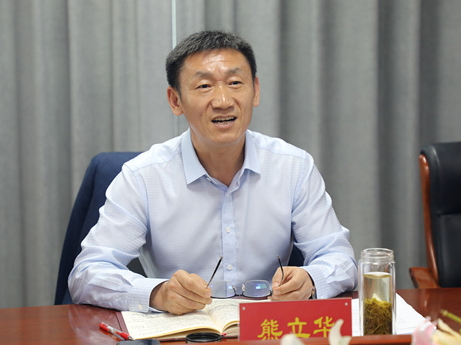 J:\工作照片\2023年照片\20231102-人大调研家事审判工作\修图\3B6A4537_副本.jpg